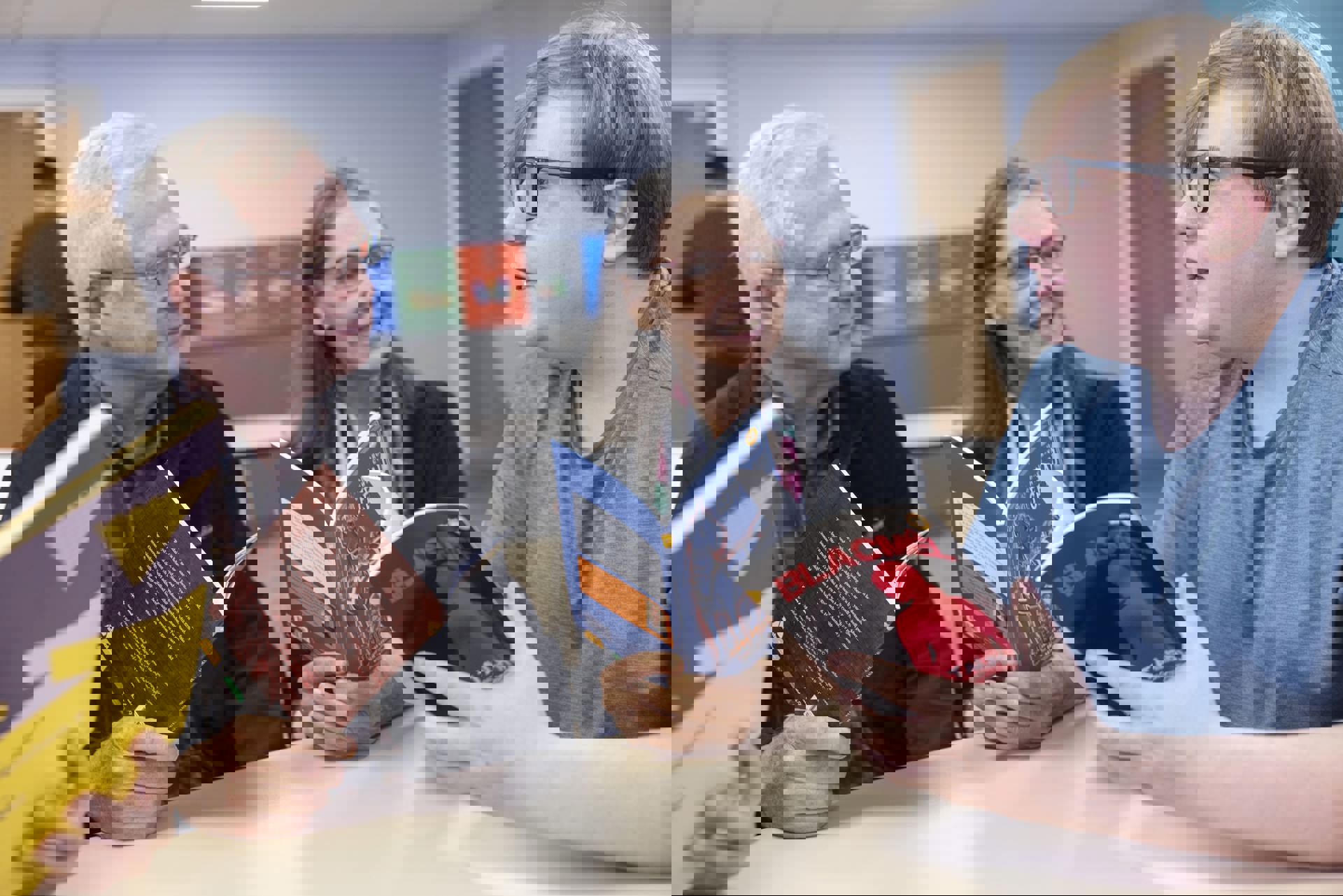 Hundreds celebrate reading in a national book club