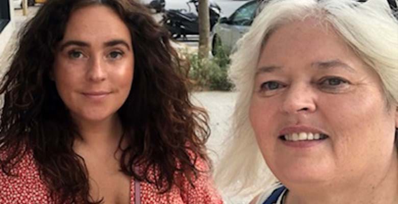 Mother and daughter learn Welsh in Stockholm and Coventry