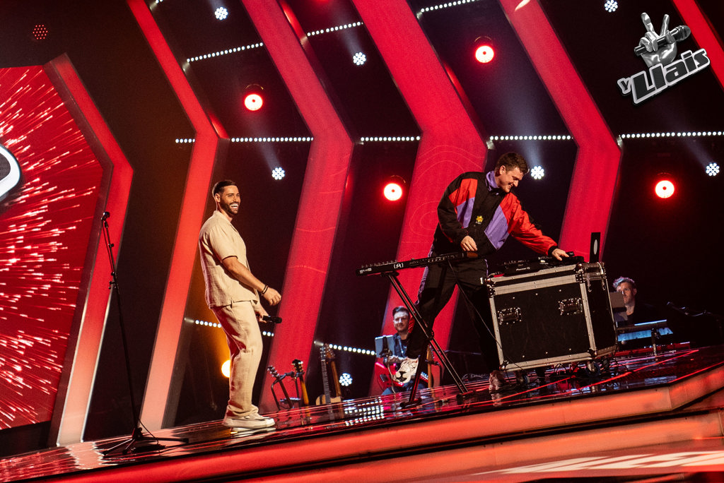 Cardiff singer SJ learning Welsh, thanks to Y Llais